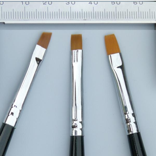 Ein GS-Nails Gelpinsel Schräg Gr.4 UV-Gel Pinsel für Naildesign sw 
